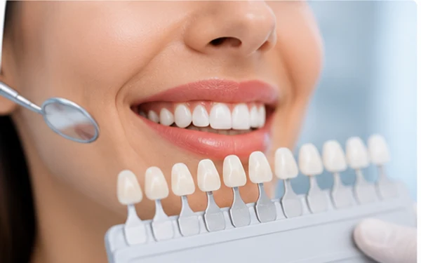 Remodelare gingivală estetică – zâmbet echilibrat și proporții faciale